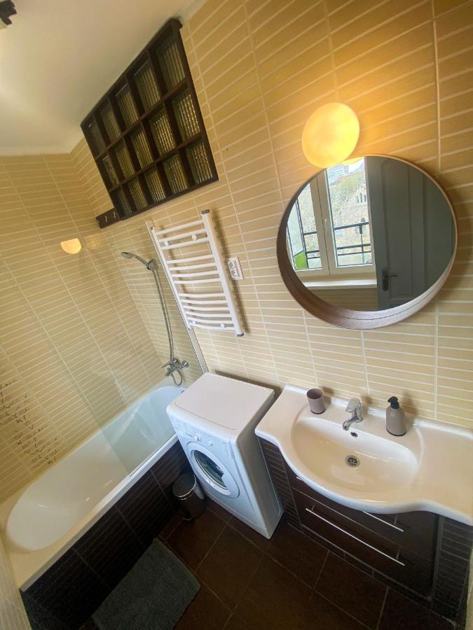 Fresh Smartly Designed Studio Flat & Sunny Balcony Budapest Eksteriør bilde